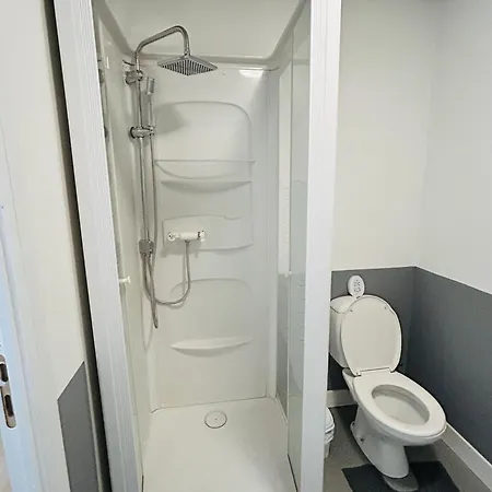 The Nest In - Family Friendly Privatunterkunft *