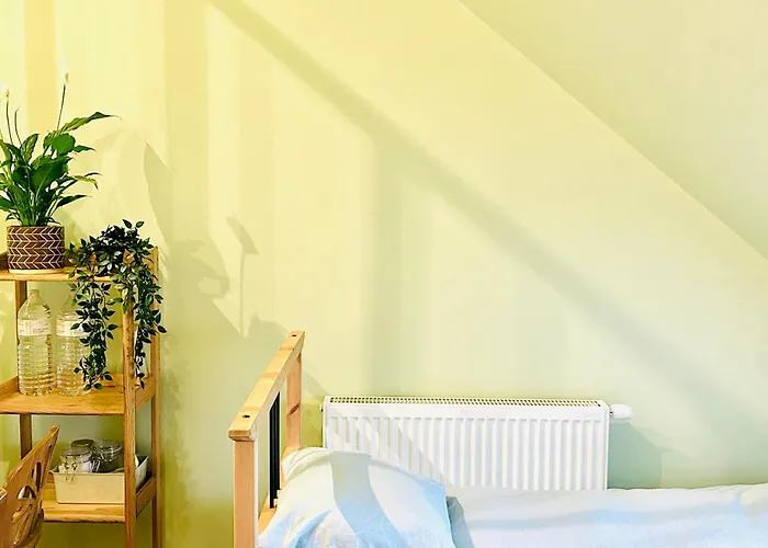 The Nest In - Family Friendly בית אירוח ליובן